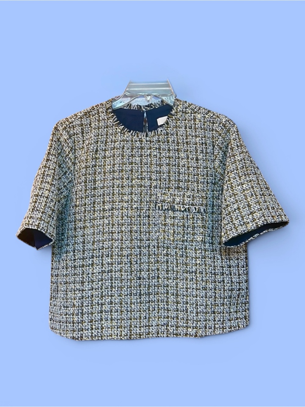 LOFT Metallic Fringe Tweed Pocket Tee
Ivory/Gold‎ Sz MP EUC